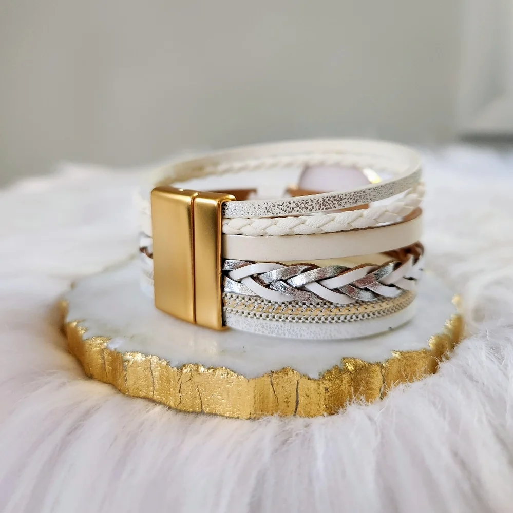 New Ryze Women's Vegan Leather Wrap with Iridescent Druzy Bracelet - Picture 3 of 5